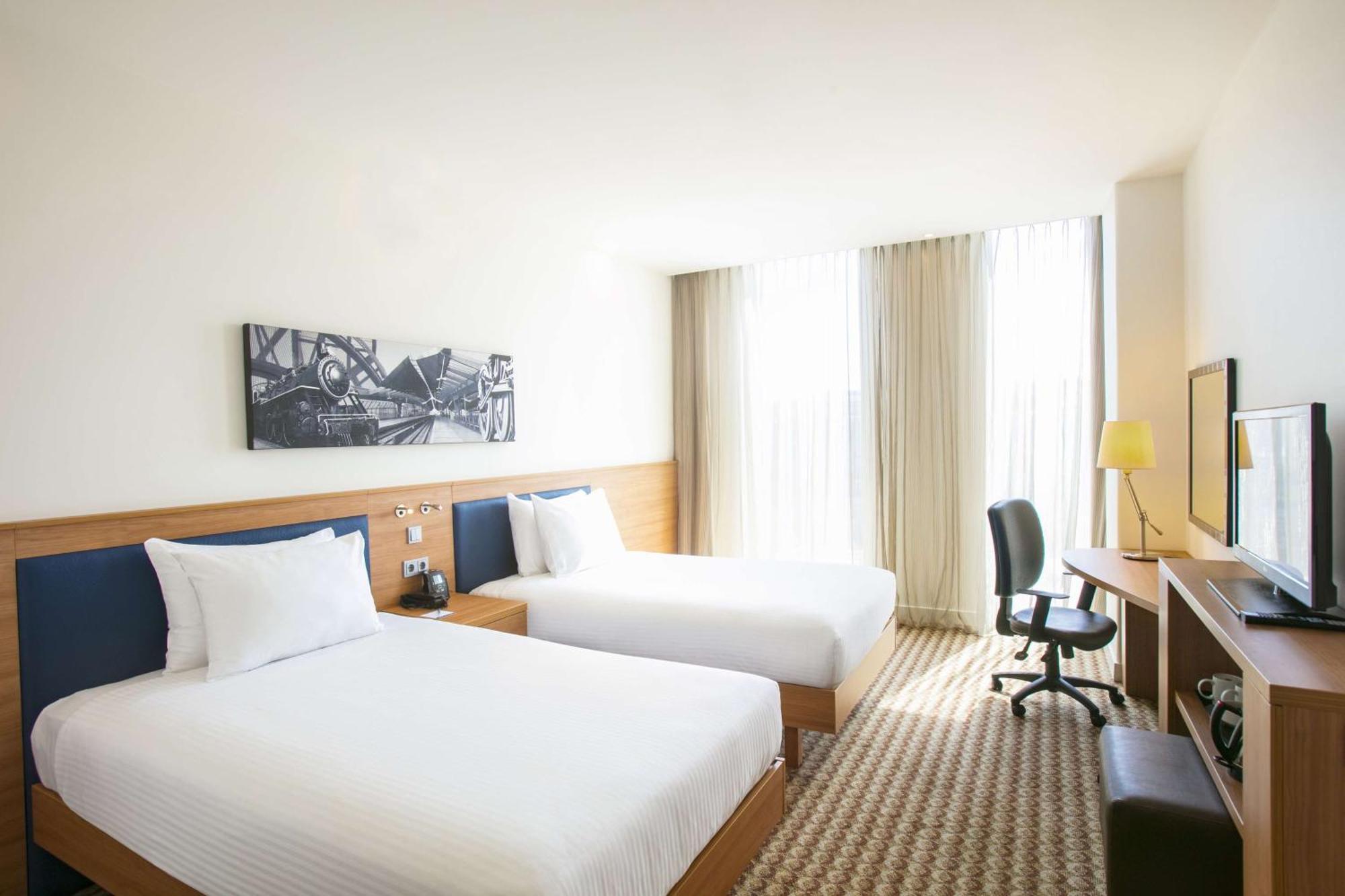 Hampton By Hilton Amsterdam Arena Boulevard Ngoại thất bức ảnh